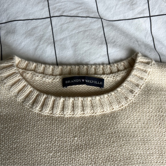 brandy melville brianna sweater - Picture 5 of 5